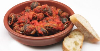 Caracoles en salsa